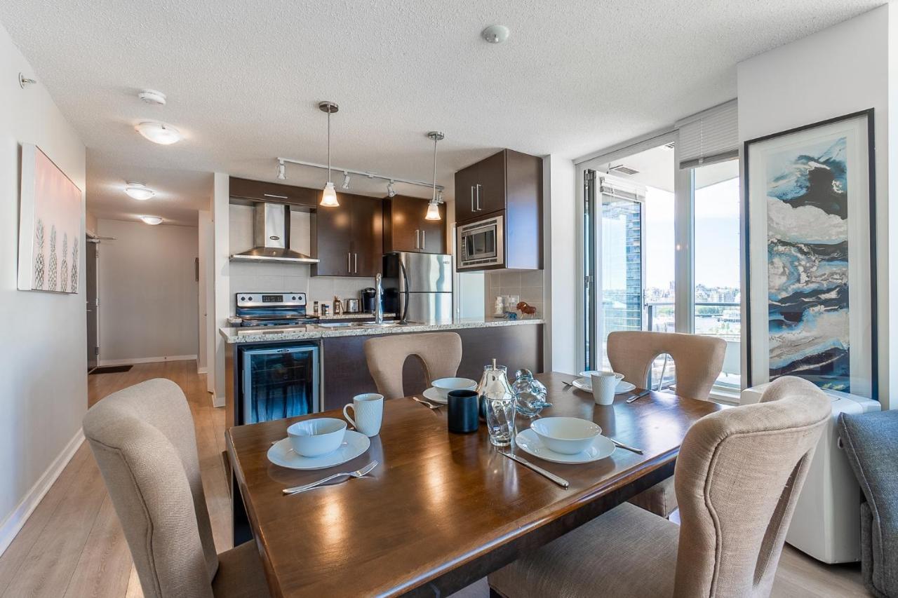 Stunning 2 Bedroom Condo With Downtown Views!!! 밴쿠버 외부 사진